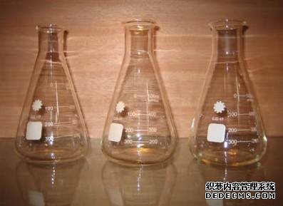 玻璃仪器是按照用途和种类来分类